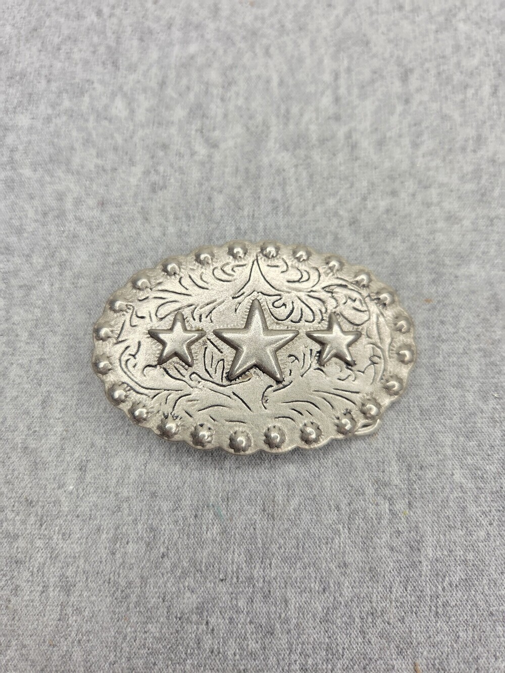Womens Solid Pewter Western Belt Buckle Oval Scalloped Floral Scroll Stars